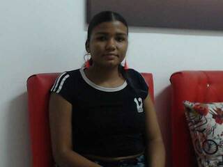 에로틱 한 영상 채팅 AliciaPitt