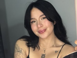 에로틱 한 영상 채팅 Aliciia23