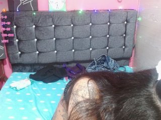 에로틱 한 영상 채팅 aliii_barrera
