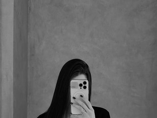 에로틱 한 영상 채팅 Aliiinohka