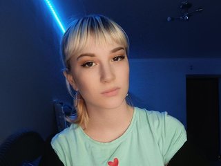 에로틱 한 영상 채팅 Alina225