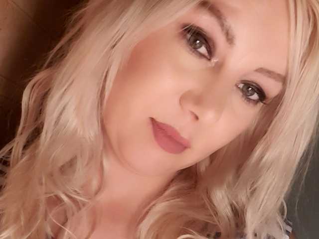 프로필 사진 BlondeAlis