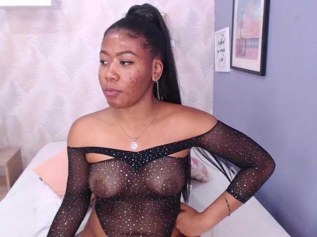 방송 스크린 샷 AlinaHills