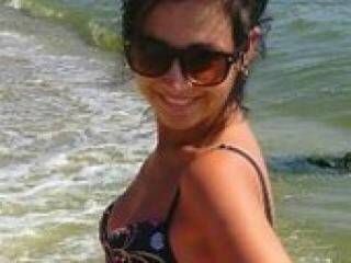 에로틱 한 영상 채팅 alinasexyy