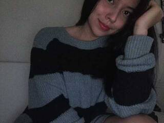 에로틱 한 영상 채팅 alinataylor