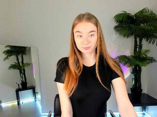 에로틱 한 영상 채팅 Alinka2004a