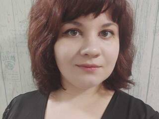 에로틱 한 영상 채팅 Alisa-Mi