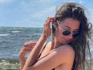 에로틱 한 영상 채팅 Alisiyaa1