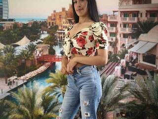 에로틱 한 영상 채팅 AlisonHornyy