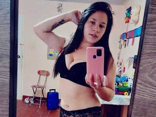 에로틱 한 영상 채팅 AlisonRoxx