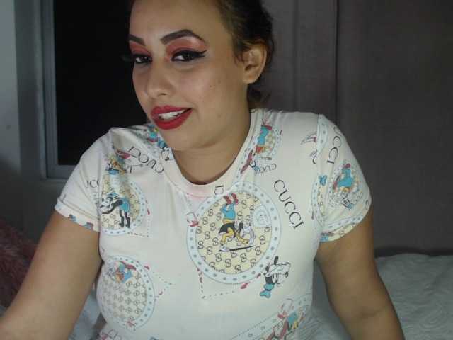 사진 AlissonnXox 10 tokes and I show you my breasts