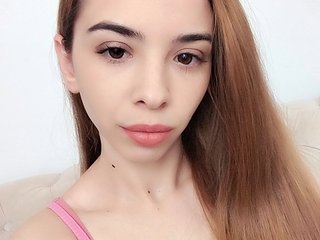 에로틱 한 영상 채팅 AllissaFields