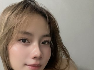 에로틱 한 영상 채팅 Alliyah69