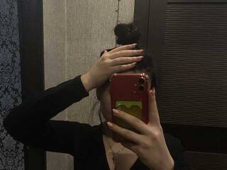 에로틱 한 영상 채팅 Ally23