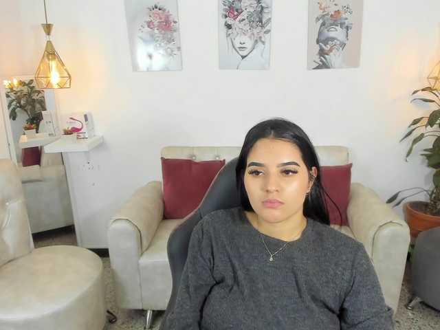 사진 alondra-saenz Hi guys, I'm new here, follow me and make me cum with your tips!!♥♥♥ toys!800tkns