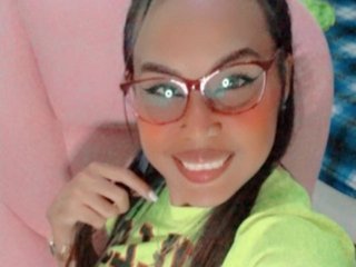 에로틱 한 영상 채팅 Alondramiller