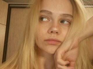 에로틱 한 영상 채팅 AlphaSamka1