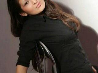 에로틱 한 영상 채팅 AlsyMils