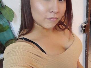 에로틱 한 영상 채팅 Alyn-zc