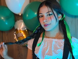 에로틱 한 영상 채팅 ALYSSON18