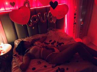 에로틱 한 영상 채팅 amabarsmith