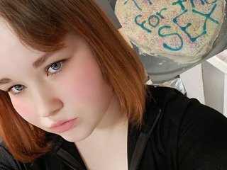에로틱 한 영상 채팅 Amalia6969