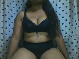 에로틱 한 영상 채팅 Amandinea