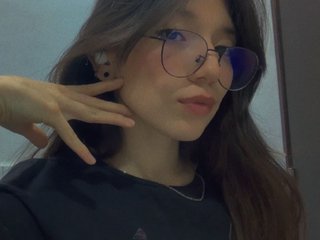 에로틱 한 영상 채팅 AmeliaCollins