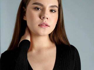 에로틱 한 영상 채팅 AmelyKreeks