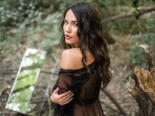 에로틱 한 영상 채팅 AminaEvans