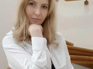 에로틱 한 영상 채팅 AmitielAngel