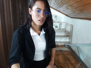 에로틱 한 영상 채팅 amy-lennox