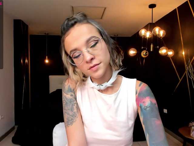 사진 AmyAddison • How’d you like to start? Cuz I do know how we need to finish, so pleased and wet♥cumshow@goal♥lovense on/640