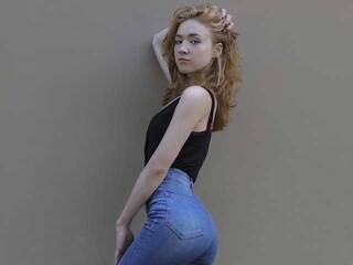 에로틱 한 영상 채팅 AmyConn