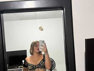 에로틱 한 영상 채팅 Anaistone