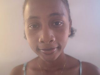 에로틱 한 영상 채팅 Andreaxs