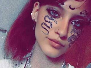 에로틱 한 영상 채팅 AngelDeatha