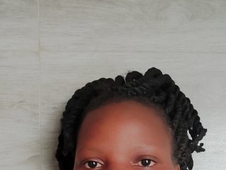 에로틱 한 영상 채팅 Angelicanne