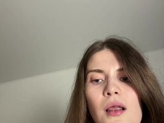 에로틱 한 영상 채팅 angelicGlasha