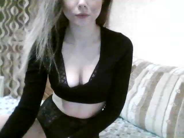 사진 AngelKinksy Hey guys!:) Goal- #Dance #hot #pvt #c2c #fetish #feet #roleplay Tip to add at friendlist and for requests!