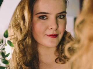 에로틱 한 영상 채팅 AngelRouje