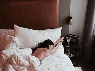 에로틱 한 영상 채팅 AngelSquirty