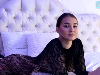 에로틱 한 영상 채팅 AniaKarenina