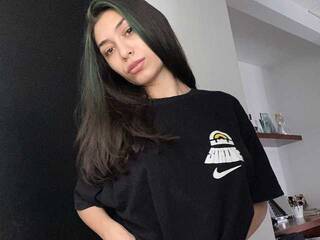 에로틱 한 영상 채팅 Anikamuller