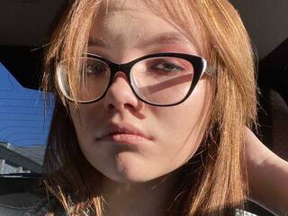 에로틱 한 영상 채팅 Anime-girl