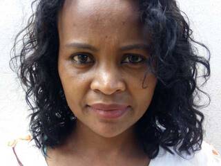 에로틱 한 영상 채팅 Anishaloulou