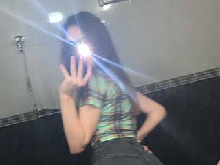 에로틱 한 영상 채팅 Anit4