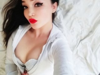 에로 화상 채팅 LikaSupergirl