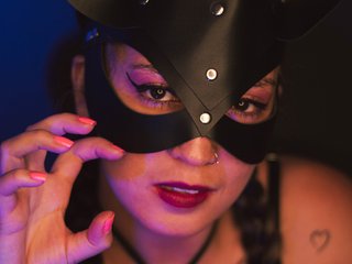 에로틱 한 영상 채팅 AnneiMullers