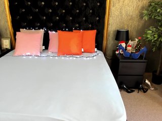 에로틱 한 영상 채팅 AnneMarieJones